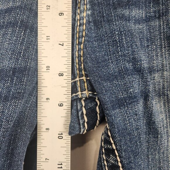 Silver Jeans Women's NatSuki Capri Stretch size 26 Distressed Embroidered - Picture 4 of 8